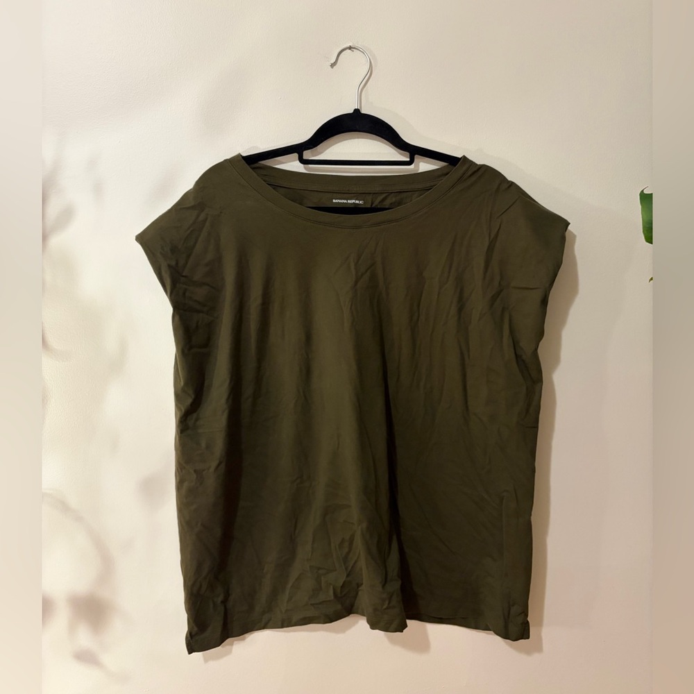 100% Cotton Banana Republic Olive Green Muscle Top